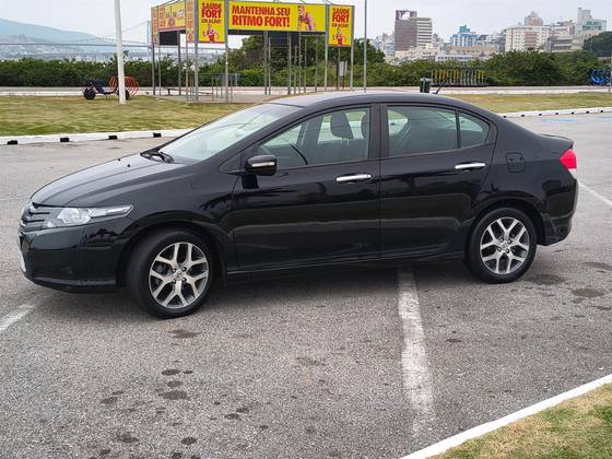 HONDA CITY 1.5 EX 16V FLEX 4P AUTOMÁTICO HONDA CITY 1.5 EX 16V FLEX 4P AUTOMÁTICO